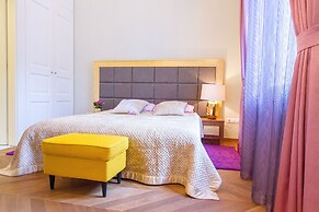 Count Zrinyi Basilica Residence