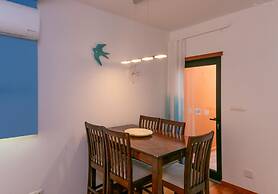 A24 - Luzbay Beach Apartment