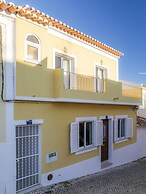 B34 - Central Townhouse in Lagos
