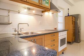 B34 - Central Townhouse in Lagos