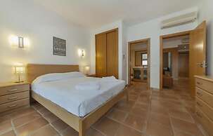 B39 - Marinapark 2 Bed Flat