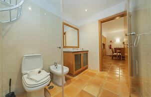 B39 - Marinapark 2 Bed Flat