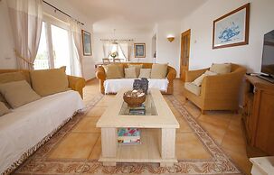 D08 - Bay View Villa in Vale da Lama