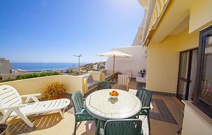 A08 - Magnolia Sea View Apartment