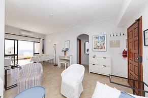 A08 - Magnolia Sea View Apartment