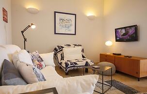 A08 - Magnolia Sea View Apartment