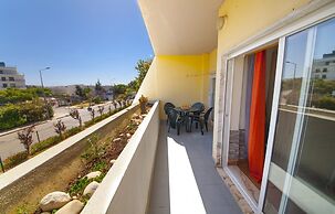 B11 - Condominio do Mar Apartment