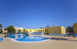 B11 - Condominio do Mar Apartment