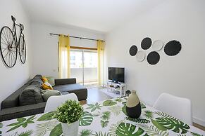 B11 - Condominio do Mar Apartment