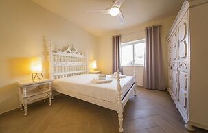 C10 - Lagos Historic Center