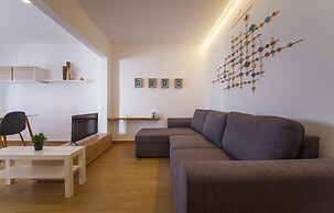 A31 - Tamar Top-floor Flat