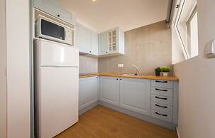 A31 - Tamar Top-floor Flat