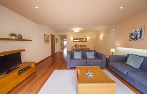 B27 - Luzbay 2 Bed Apartment