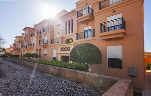 B27 - Luzbay 2 Bed Apartment