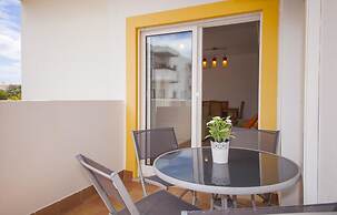 B41 - Windmill Modern With Pool