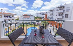 B41 - Windmill Modern With Pool