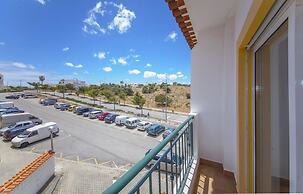 B41 - Windmill Modern With Pool