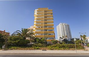B43 - Spotless Seaview Apartment