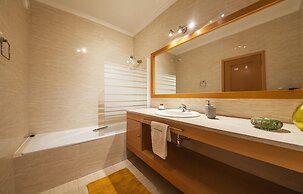 B44 - Alto do Quintao Central Apartment
