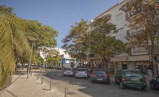 B45 - Main Avenue 2 Bed Apartment