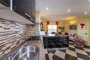 B47 - Walkway Beach View Apartment