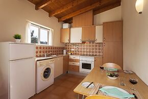 A14 - Cozy Torraltinha Apartment
