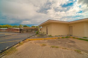 Town & Country Motel