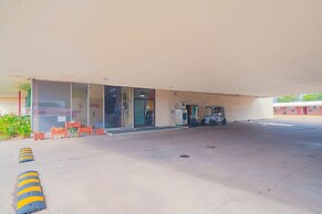 Town & Country Motel