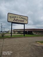 Town & Country Motel
