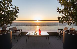 Izmir Marriott Hotel