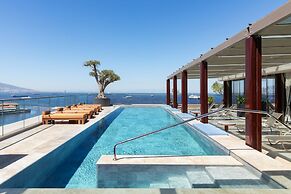 Izmir Marriott Hotel