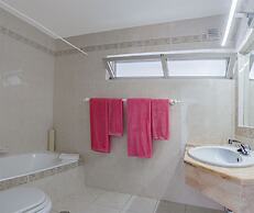 Quinta Paraiso da Mia Two Bedroom Apartment