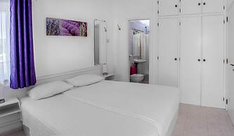 Quinta Paraiso da Mia Two Bedroom Apartment