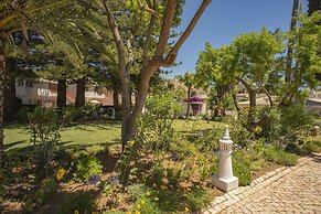 Quinta Paraiso da Mia Two Bedroom Apartment