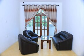 Hotel Nathariya Negombo