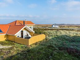 Seaside Bliss in Houstrup-by Traum