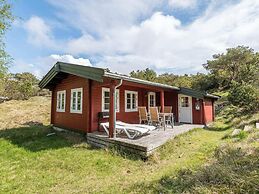 Scenic Log Cabin in Rindby-by Traum