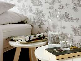 Elegant Holiday Home in Baarlo With Garden