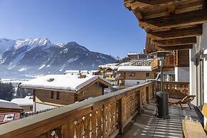 Inviting Chalet in Neukirchen near Wildkogel Ski Arena