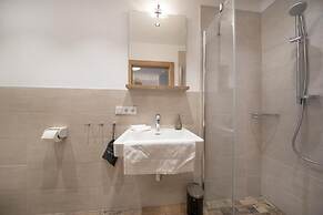 Inviting Chalet in Neukirchen near Wildkogel Ski Arena