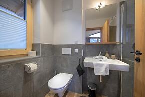 Inviting Chalet in Neukirchen near Wildkogel Ski Arena