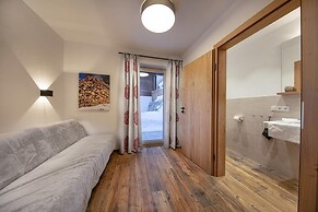 Inviting Chalet in Neukirchen near Wildkogel Ski Arena