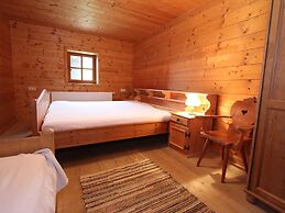 Farmhouse With Views Over the Valley