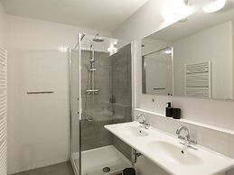 Sea-view Apartment in Den Haag near Beach