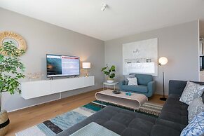 Apartment in Den Haag With sea Beach