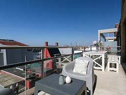 Apartment in Den Haag With sea Beach