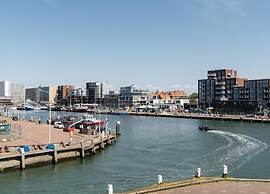 Apartment in Den Haag With sea Beach