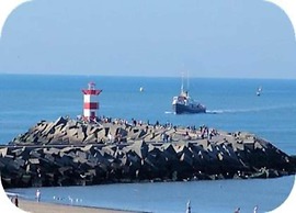 Apartment in Den Haag With sea Beach