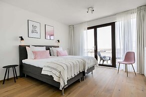 Apartment in Den Haag With sea Beach