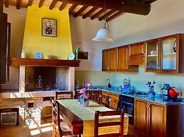 Belvilla by Oyo Casa Sassetta